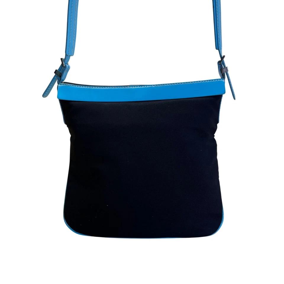 Tod’s Black & Blue Nylon Leather Trim With Silver Turn Lock Crossbody Bag - Image 3 of 4