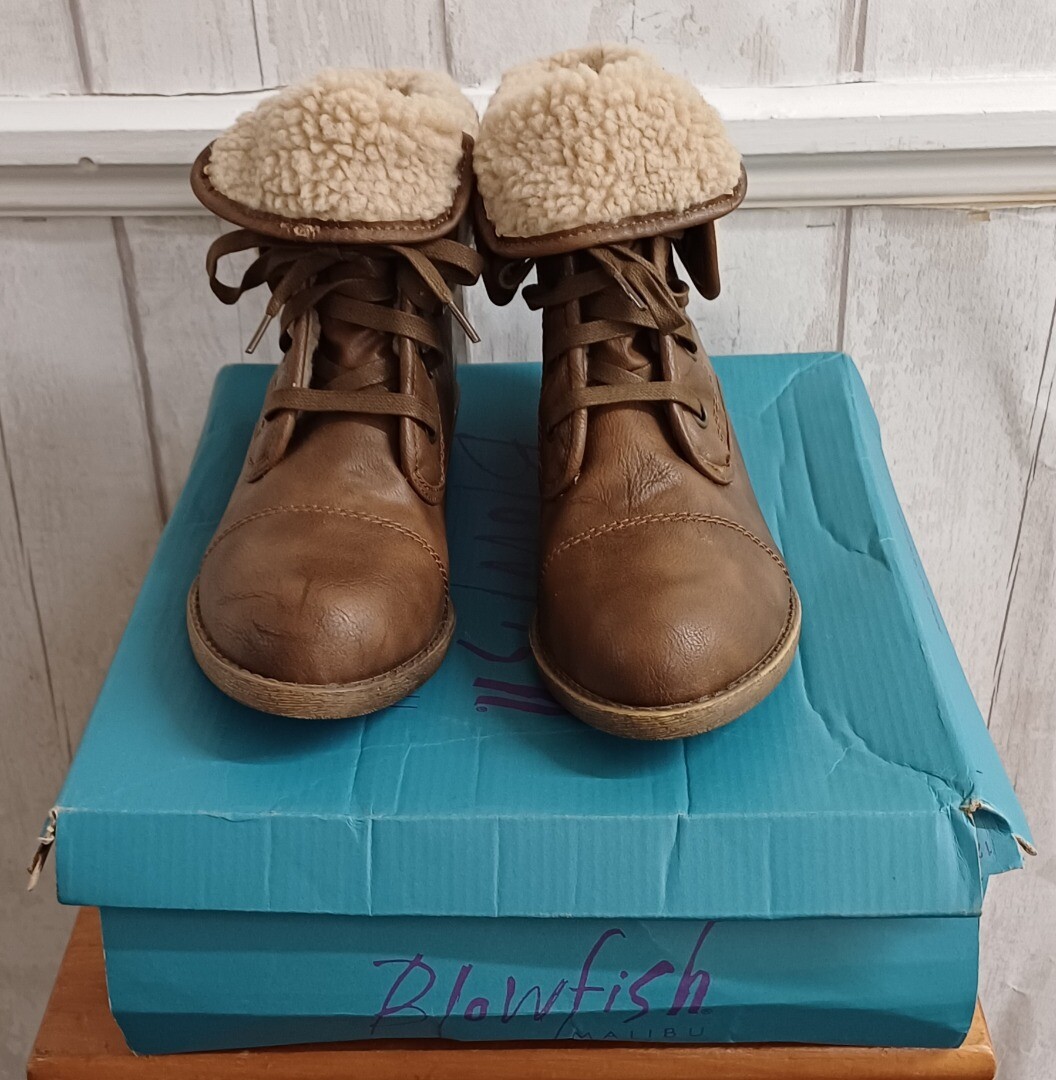 Ladies Light Brown Blowfish Ankle Boots Size 7 New In Box CG B97 eBay
