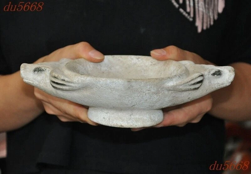 8.6"China Hongshan Culture Old Jade sacrifice beast head Pen wash Ashtray statue Foto 4 de 4