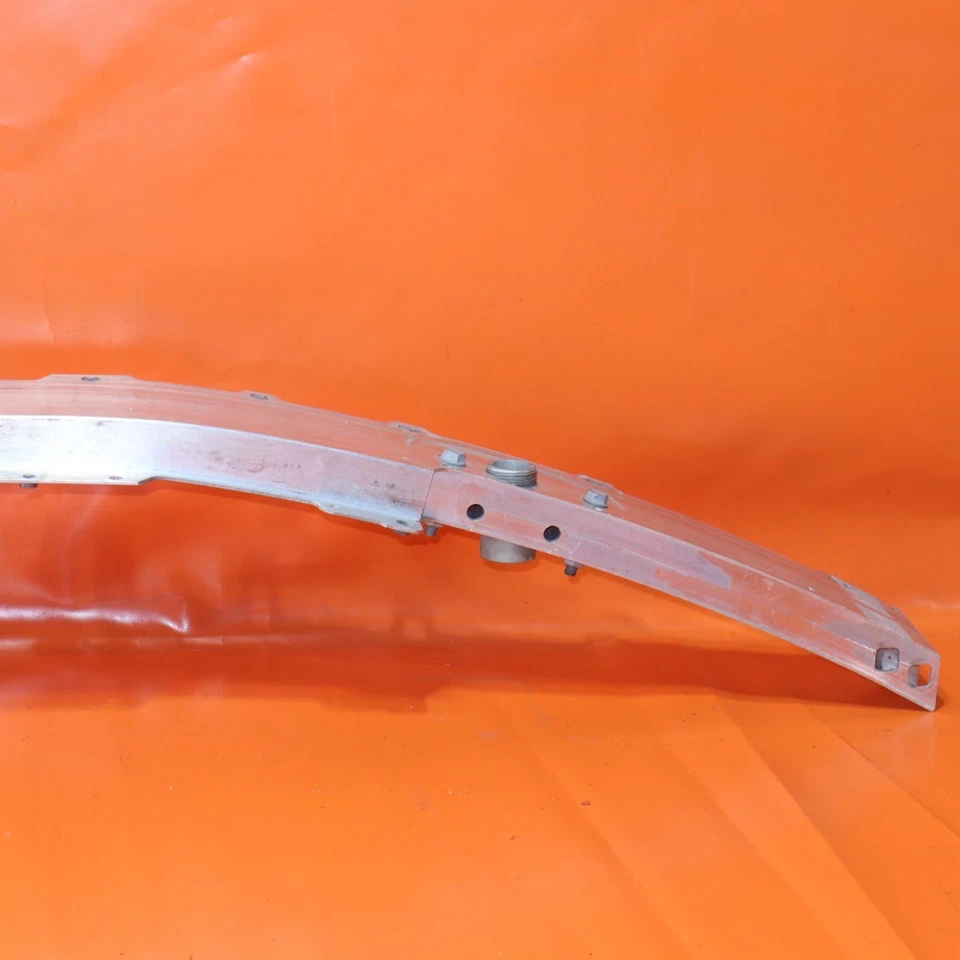 MERCEDES BENZ C300 REFUERZO DELANTERO 2015 2016 2017 2018 2019 C400 A2056202034 Foto 3 de 4