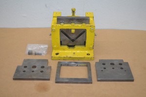 Uni Hydro Ironworker Universal Housing #2612 w/Angle & Rod Shear Blades