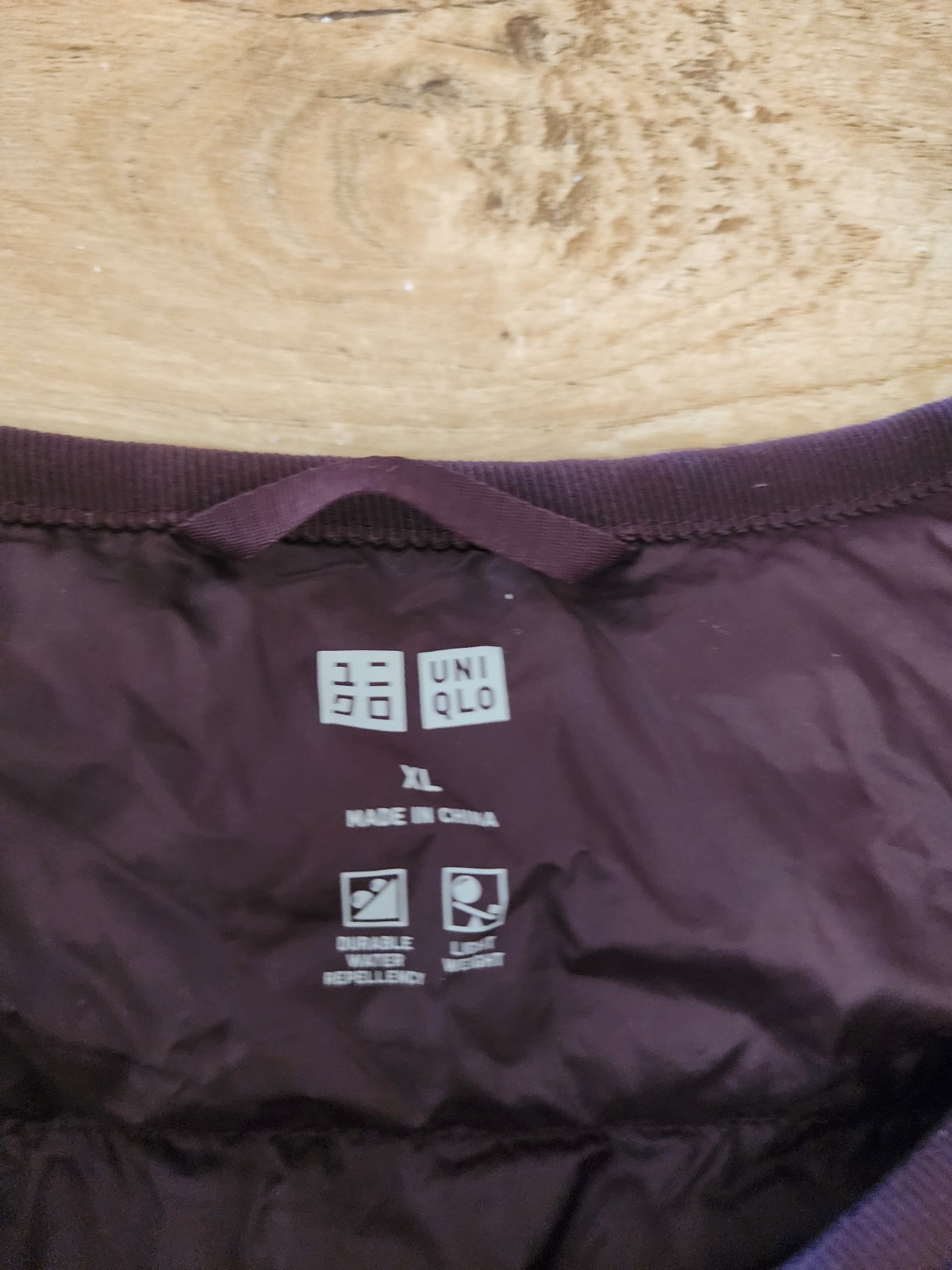 Uniqlo Light Down Coat Women XL Quilted Snap Packable Minimalist Puffer Burgundy thumbnail 4