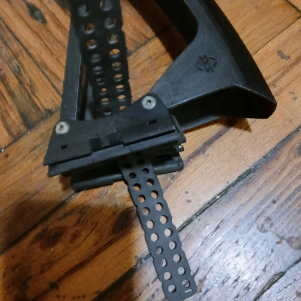 SKS 700c Clip On Front Fender for Road Bike Used Good Condition Fast Shipping - Image 2 of 2