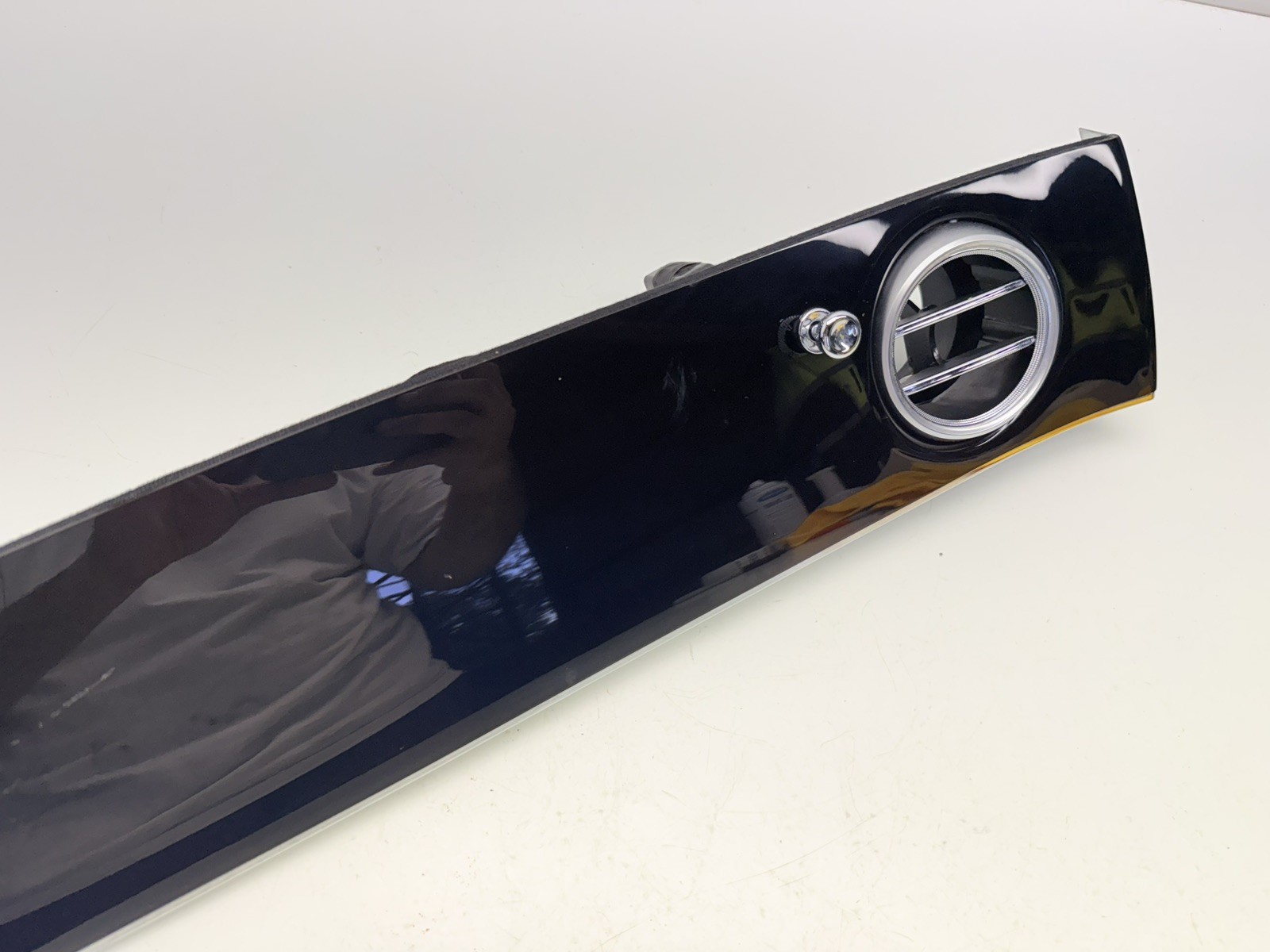 2016-2020 Bentley Bentayga Right Dash Air Vent Trim Bezel Molding 36B857060