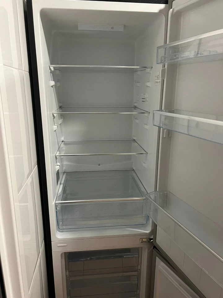 Nevera CHIQ seminueva - Imagen 4 de 4