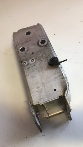 BMW 1 F20 F21 2013 Stoßstange Stoßdämpfer vorne 7266191