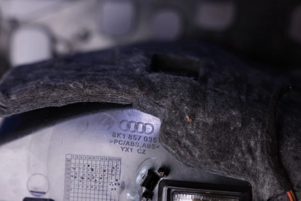 Audi A4 Allroad 2013-2016 tablero guantera compartimento almacenamiento negro OEM Foto 4 de 4