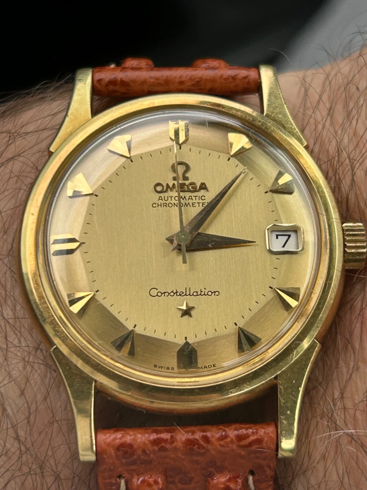 Omega — Vintage Omega Constellation Pie Pan, 18K Solid Gold 34mm Watch-Mint