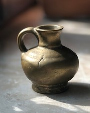 Kleiner Vintage Messing Krug Kanne Vase mit Henkel
