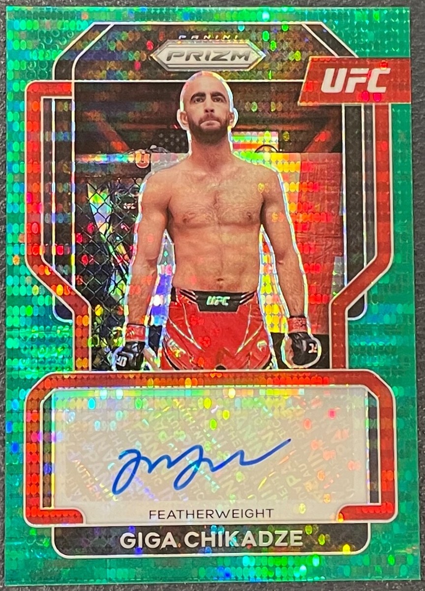 Giga Chikadze 2022 Panini Prizm UFC Signatures Green Pulsar /25