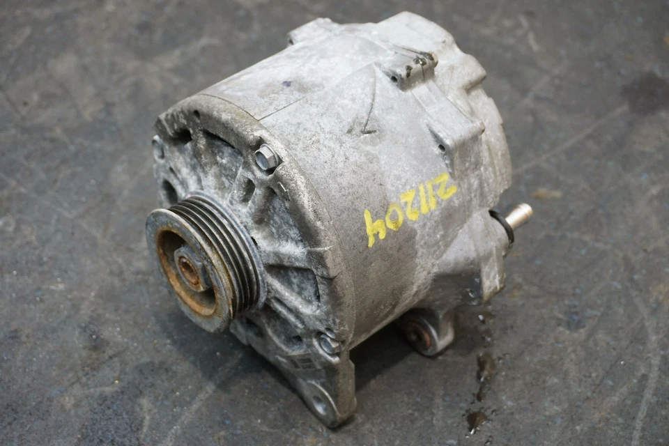 Conjunto de alternador de motor OEM 079903015P Audi S6 S7 S8 2013-18 Foto 3 de 4