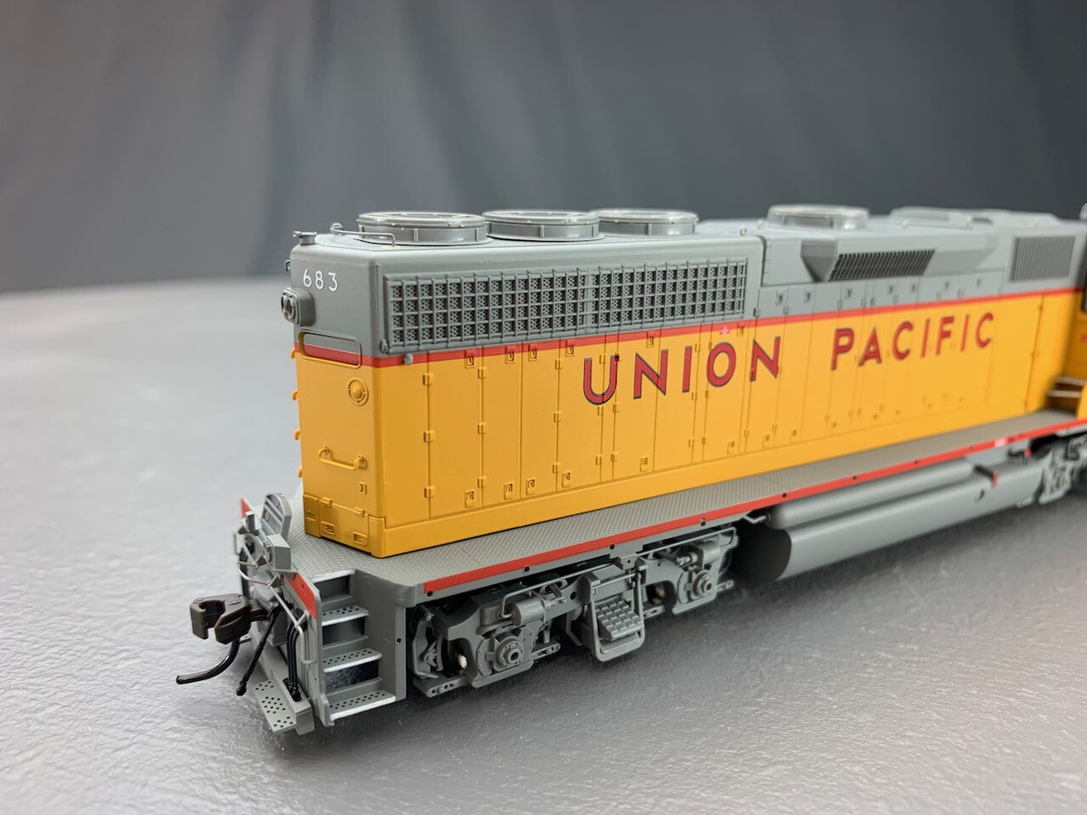 HO Atlas Master EMD GP40 Low Nose Union Pacific Diesel Loco #683