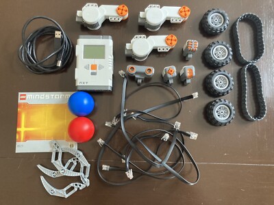 LEGO Mindstorms NXT Lot Intelligent Brick Controller Motor Sensors Wheels 8547