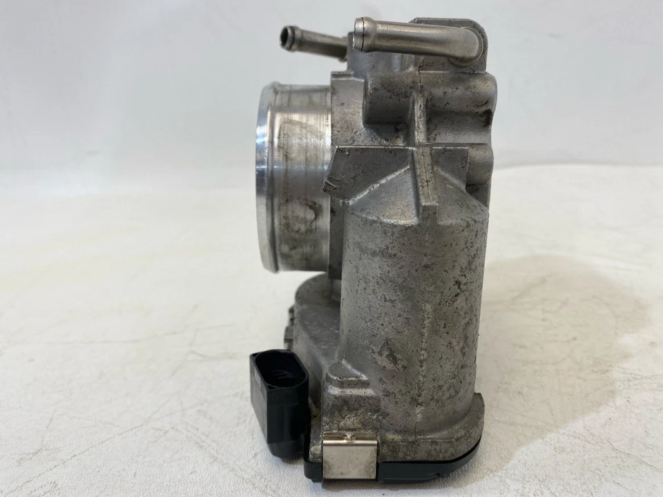 Conjunto de válvula de cuerpo de acelerador KIA FORTE 2010-2013 2,0 L 35100-2G200 FABRICANTE DE EQUIPOS ORIGINALES Foto 4 de 4