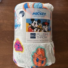 DISNEY MICKEY  FRIENDS- Kohls THE BIG ONE- Plush Throw Blanket 5x6 FT NWT