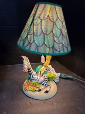 2005 DREAMWORKS MADAGASCAR MARTY THE ZEBRA LAMP W ORIGINAL SHADE  EXCELLENT 