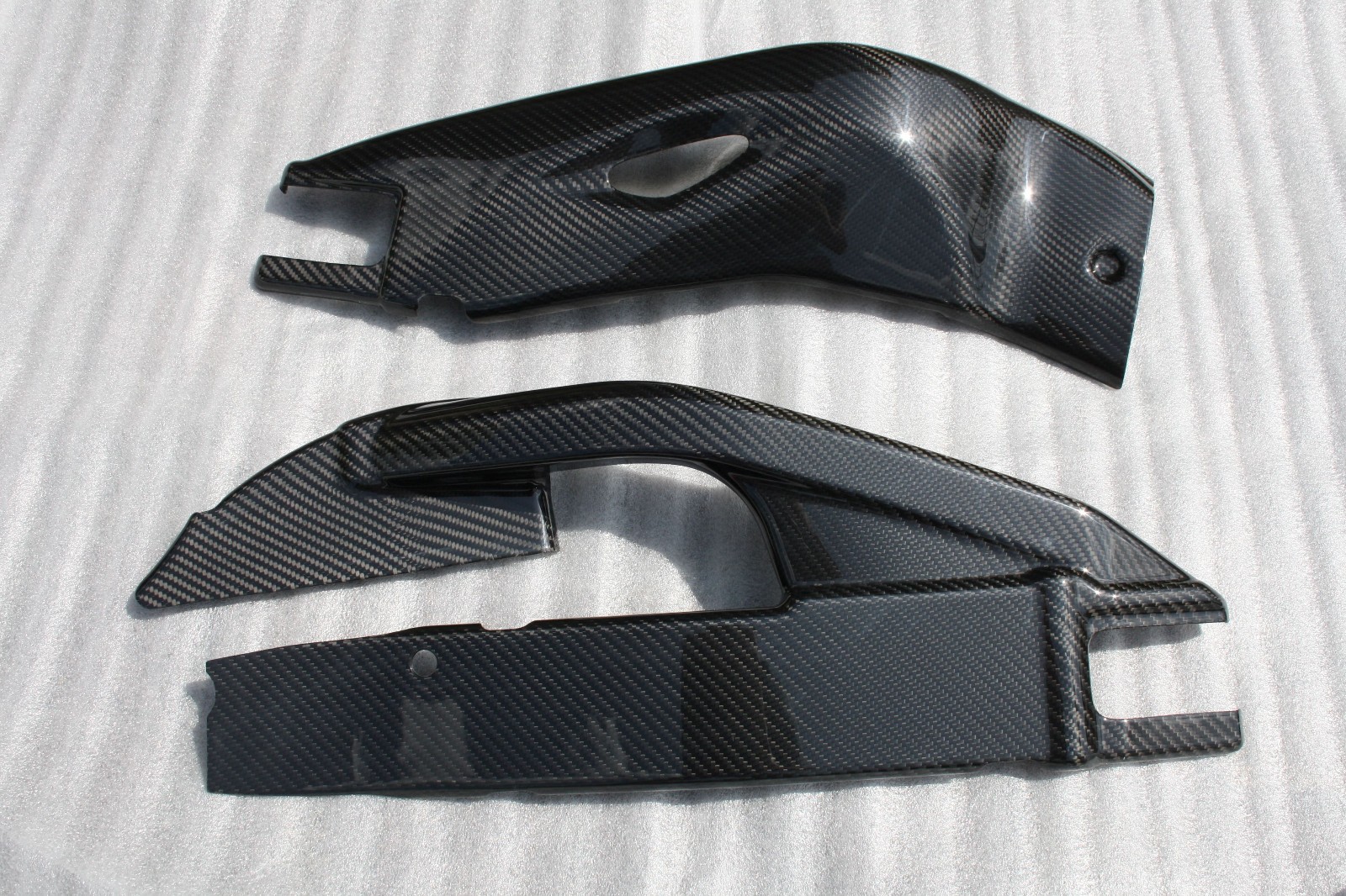 Protection bras oscillant Honda CBR100RR 2017-2022 en carbone noir mat