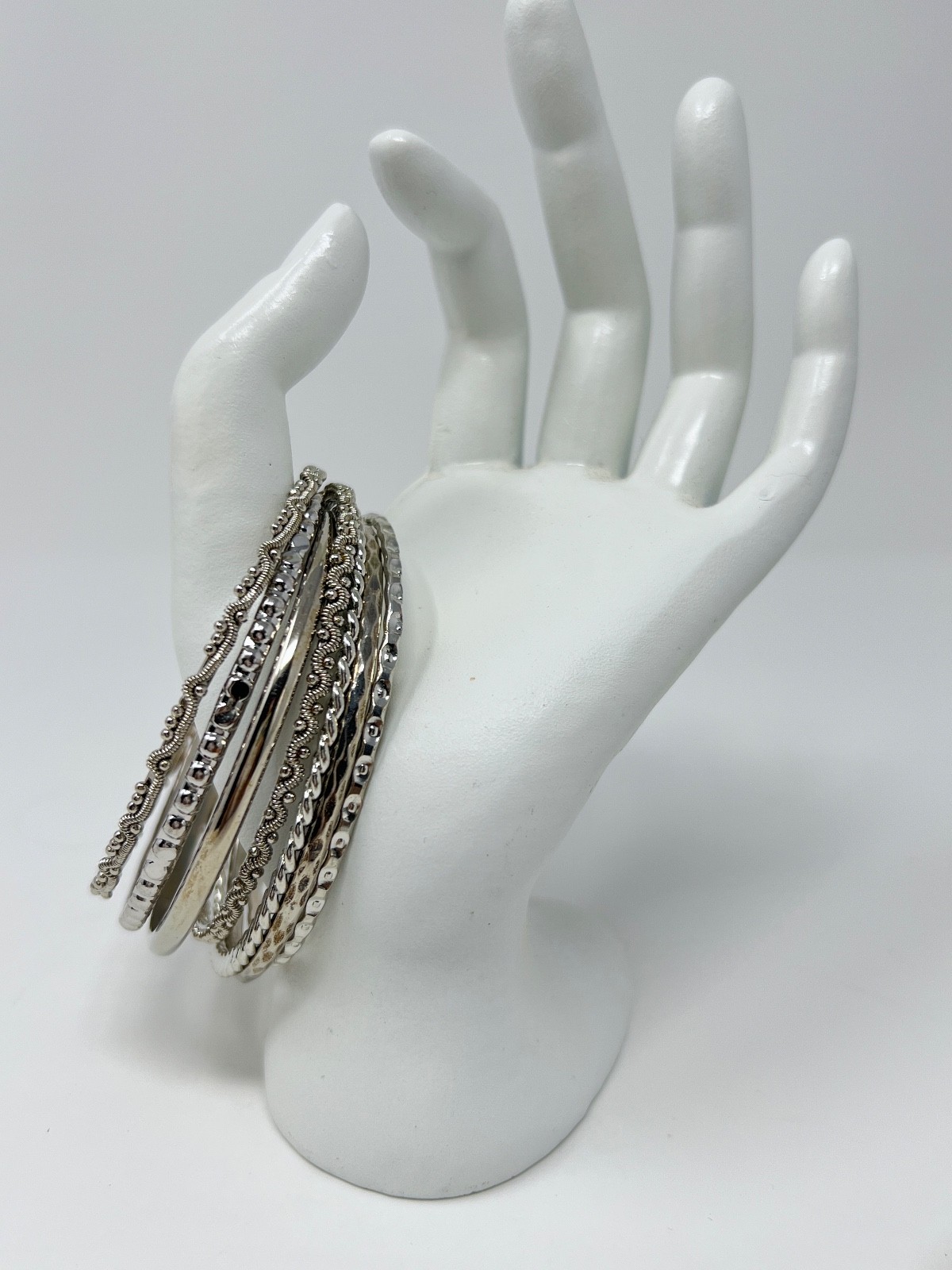 7 Pc Set Silver-Tone Stackable Bangle Bracelets L… - image 3