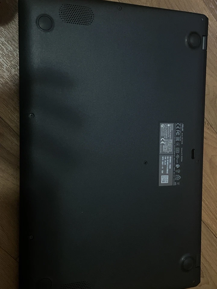 Portátil ASUS E510 15,6 pulgadas, color negro. Foto 2 de 4