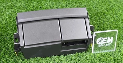 2003-2009 Lexus GX470 Cendrier Allume Sortie Avec Cadre OEM D'Occasion - Photo 1/4