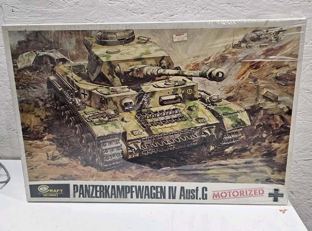 NICHIMO MINICRAFT GERMAN PANZERKAMPFWAGEN IV AUSF G MEDIUM TANK MOTORIZED -NEW