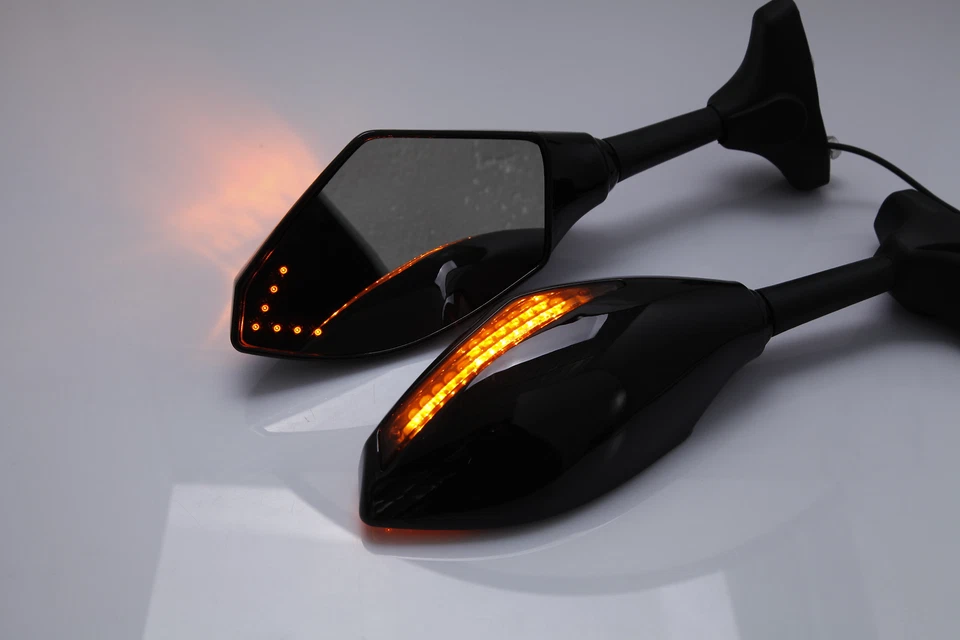 Espejos retrovisores laterales con señales de giro LED para motocicleta para Triumph Daytona 675 675R Foto 3 de 4