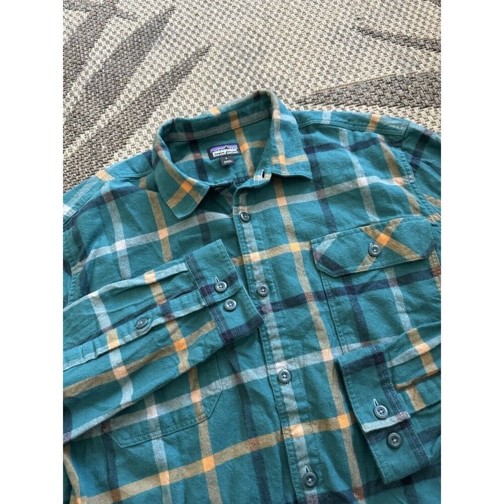 Foto 1 di 7
