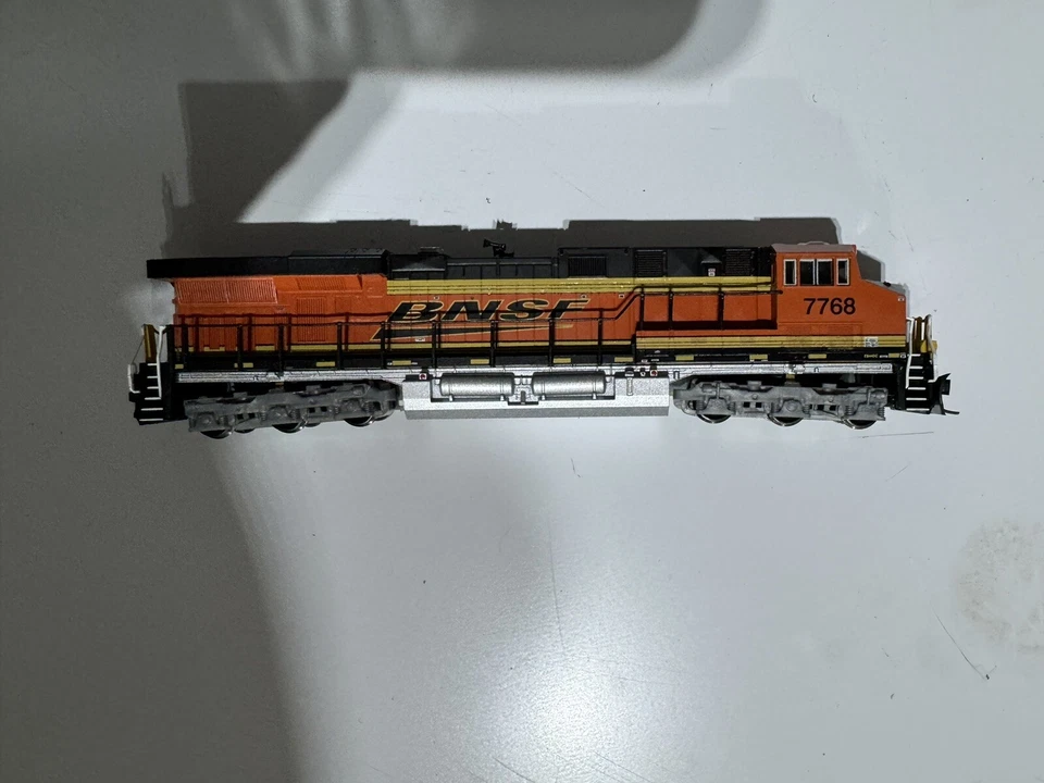 Fox Valley Models FVM N Scale Locomotive ES44C4 BNSF Road No. 7768 With DCC - Image 2 of 4