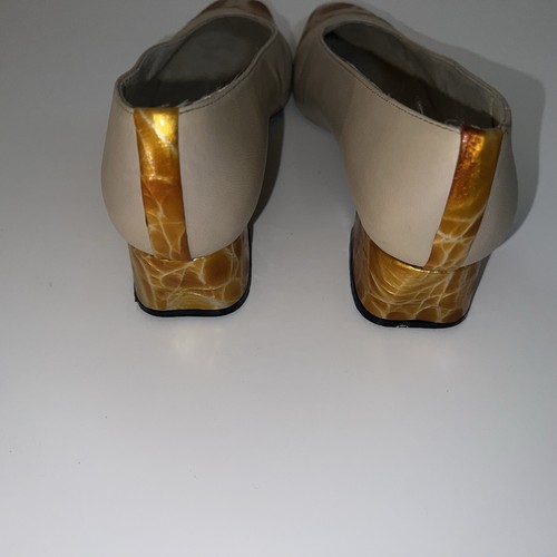 Stuart Weitzman Damen-Lederpumps elfenbeinfarben goldfarben 6 M Kappe Zehe Slipper 1"-Absatz M6 - Bild 5 von 10