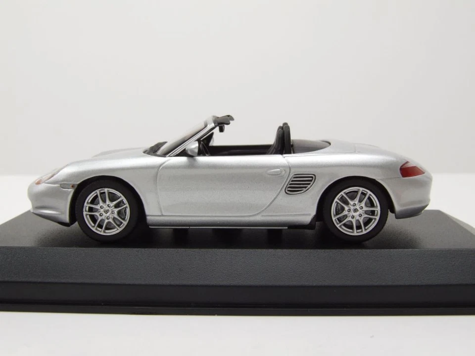 Porsche Boxster S 2002 Argento Modellino 1:43 Maxichamps - Immagine 3 di 4