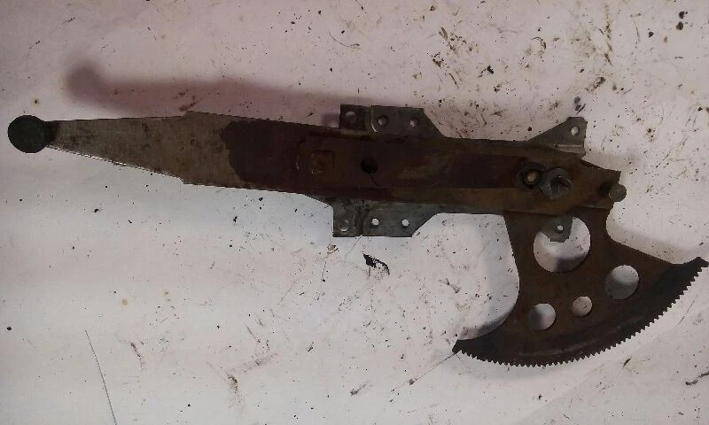 Regulador eléctrico ventana delantera pasajero derecho Buick 77-79 4 puertas Foto 2 de 2