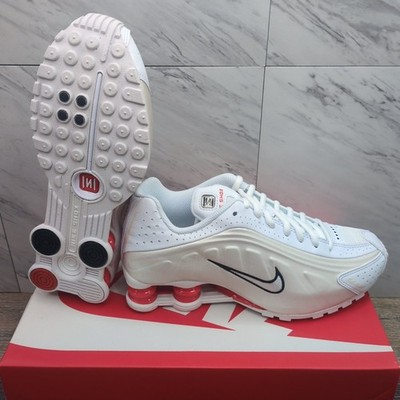 Nike Shox R4 GS Size 5Y Women's 6.5 White Phantom Picante Red