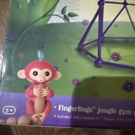 New WowWee Fingerlings Jungle Gym Playset with Exclusive Pink Baby Monkey Aimee
