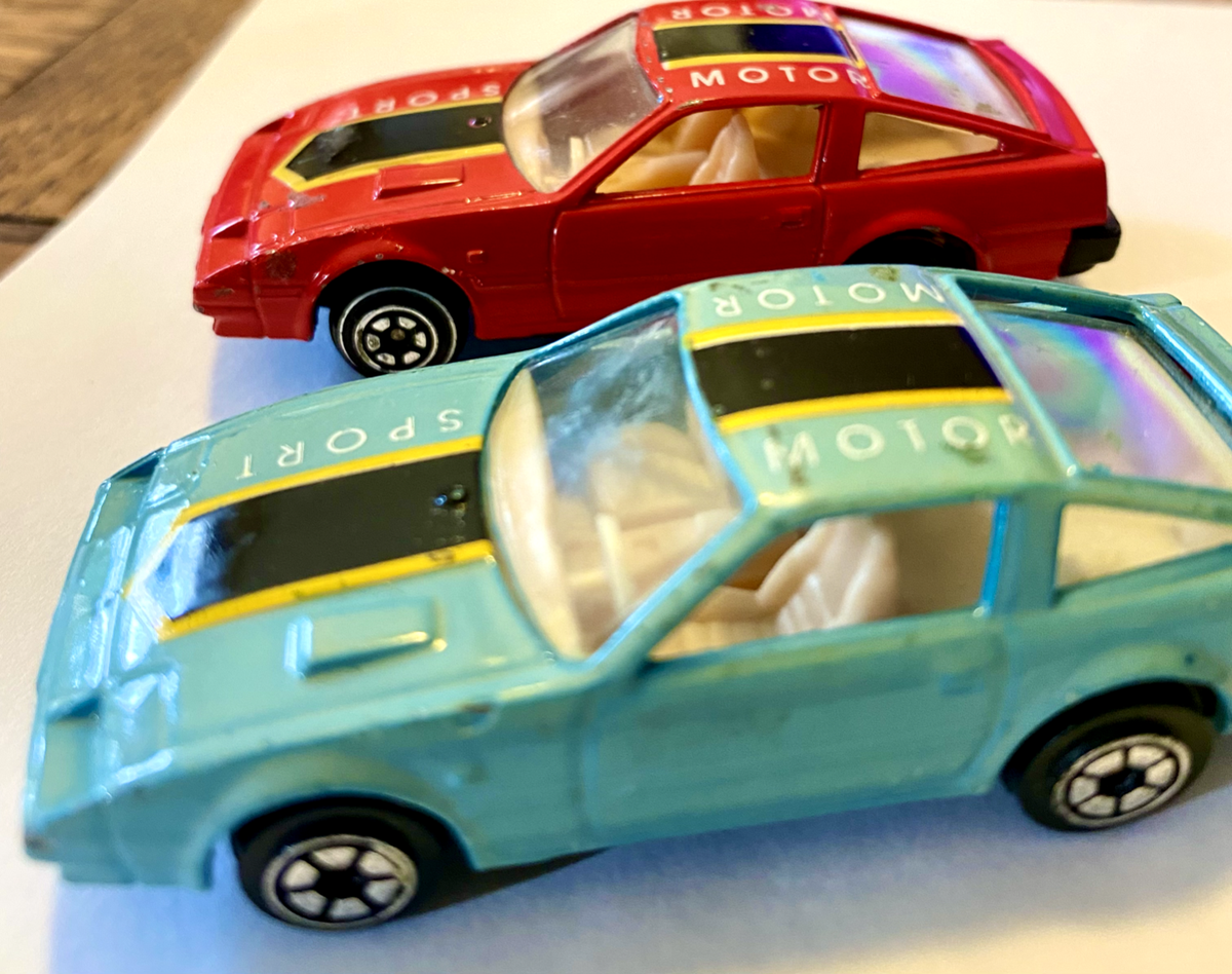 Lot 2 Vintage Yatming #1027 Nissan 300ZX Fairlady Z Sport Car 1/64