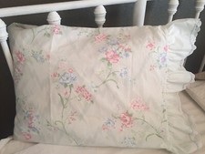 VTG Fifth Avenue Country Chic Farmhouse Ruffle Lace Floral King Size Pillowcase