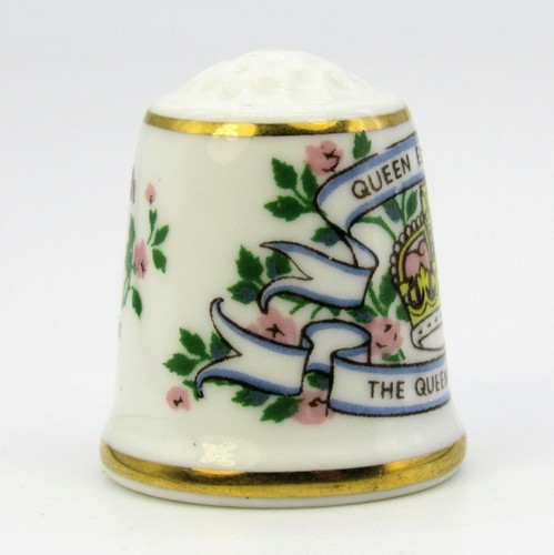 SUTHERLAND COLLECTABLE THIMBLE QUEEN MOTHER 85TH BIRTHDAY, 4TH AUGUST 1985' - Picture 2 of 6