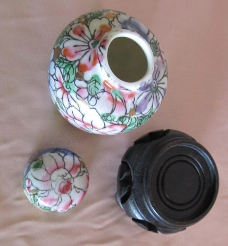 Petit pot couvert vase porcelaine Chine et support bois décor floral - Picture 3 of 5