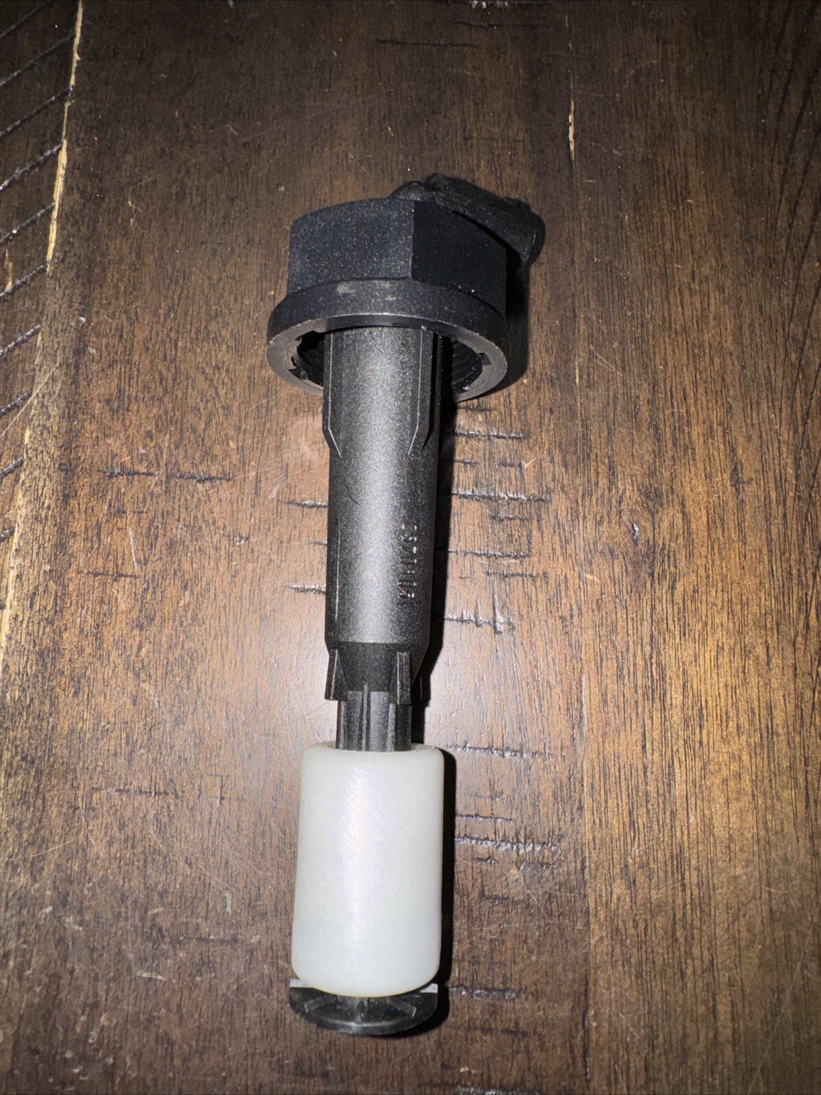 Genuine Bmw Engine Coolant Level Sensor for BMW 3 Series 5 Series 61318360855