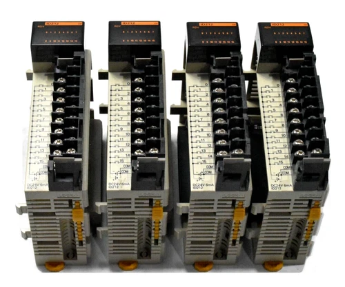 [Lot of 4] Omron CQM1-ID212 Input Module ID212