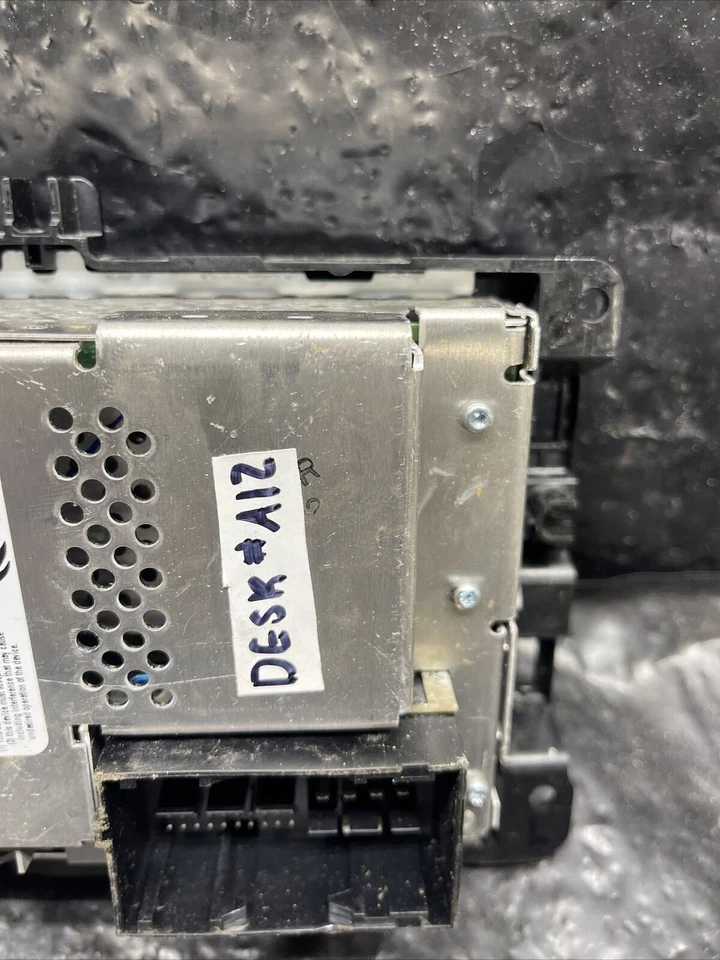 RAM 1500 2500 3500 2016 radio multimedia Mopar 68271366AD Foto 4 de 4