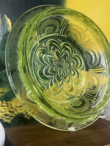 Vintage Huge Heavy Uranium Green Glass Rose Bowl - Diameter 32cm Mid Century - Picture 13 of 18