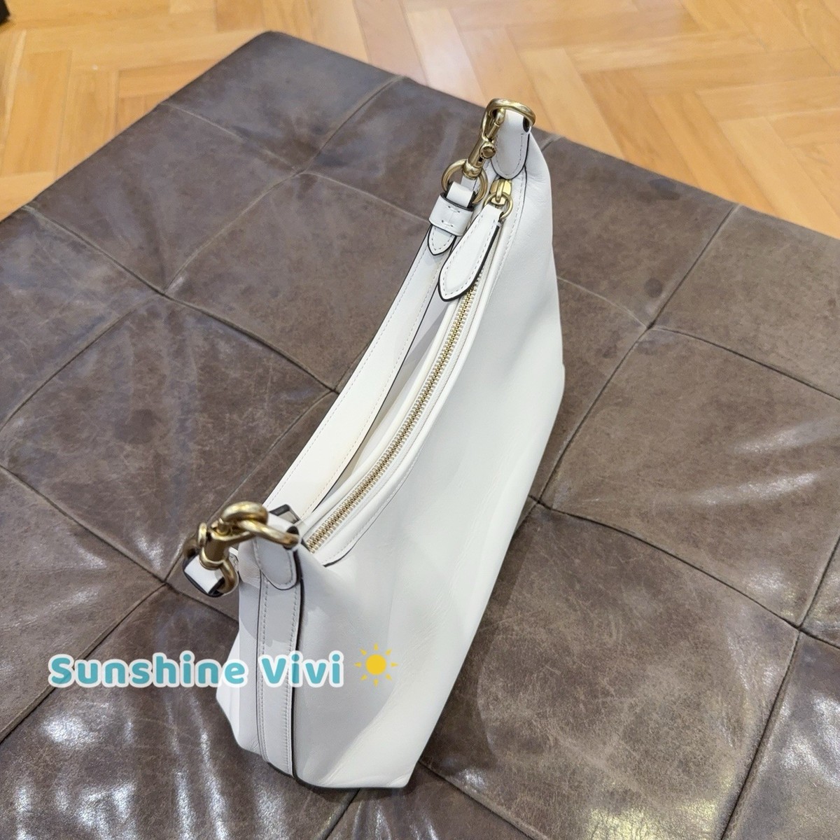 COACH Juliet Shoulder Med Crossbody Bag Glovetanned Leather CR981