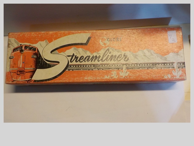 HO Scale Vintage Globe Models Santa Fe Streamliner Passenger Car Kit W/Extra Par