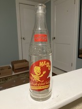HI-DO Beverage - Boston, Mass - MA - ACL Soda - BOY WITH BOTTLE - Picture !!