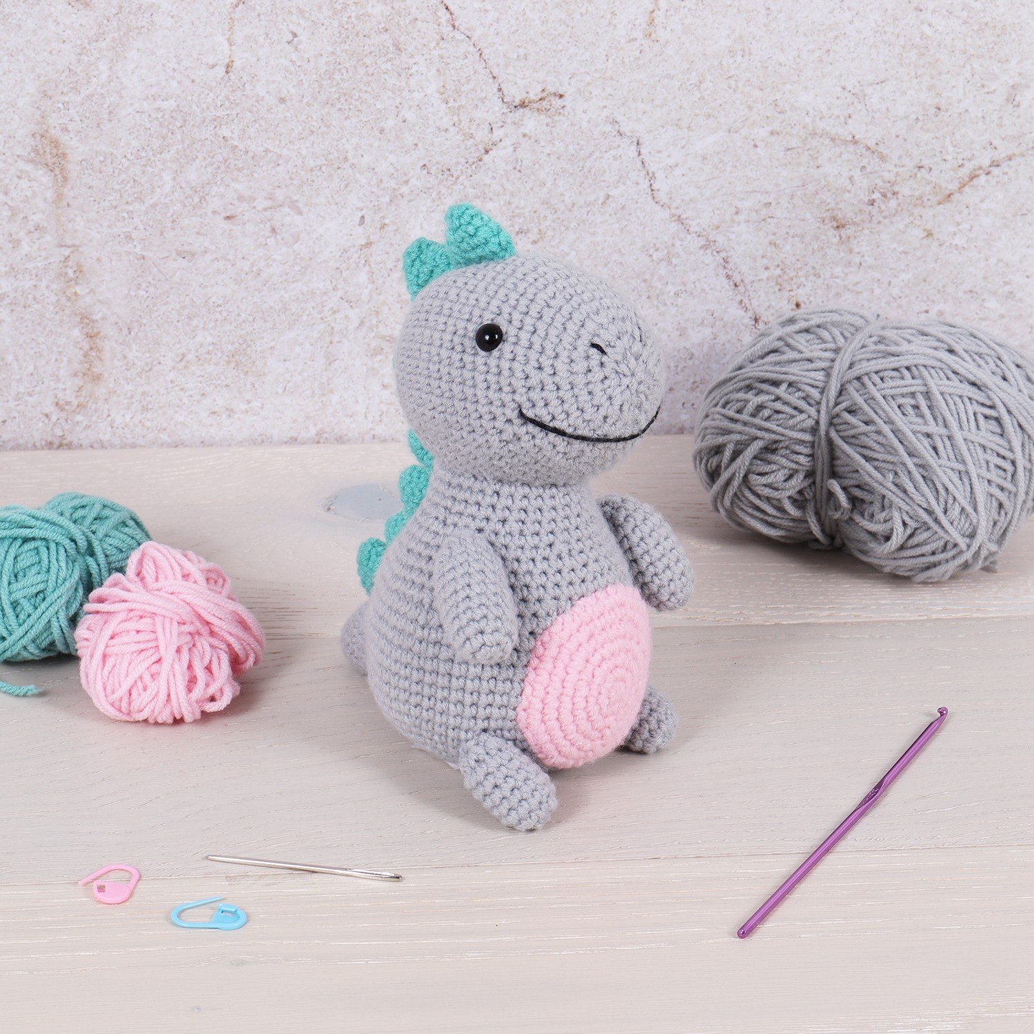 Dinosaur Crochet Kit. Beginner Amigurumi Kit. Acrylic Yarn. DIY Kit for Beginner