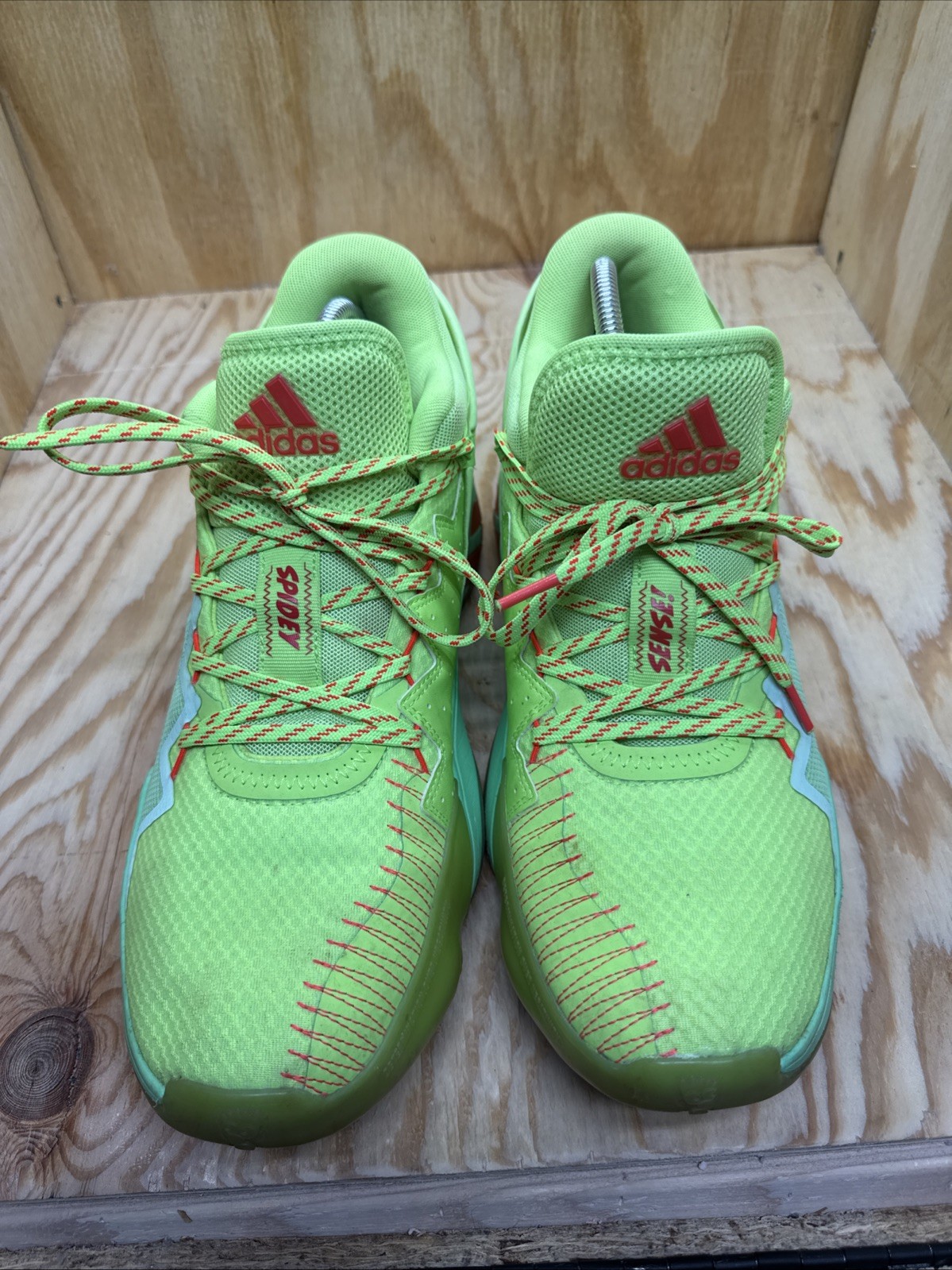 Adidas D.O.N. Issue #4 Spidey Sense Basketball Shoes Marvel Men’s 11.5 thumbnail 3