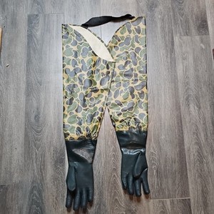 bemac camo winter sport Shoulder Gauntlets Trapping Supplies Water Gloves