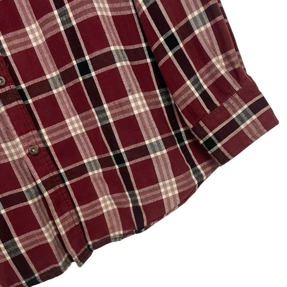 Camisa de franela con botones de manga larga a cuadros roja Faded Glory para hombre Foto 3 de 4