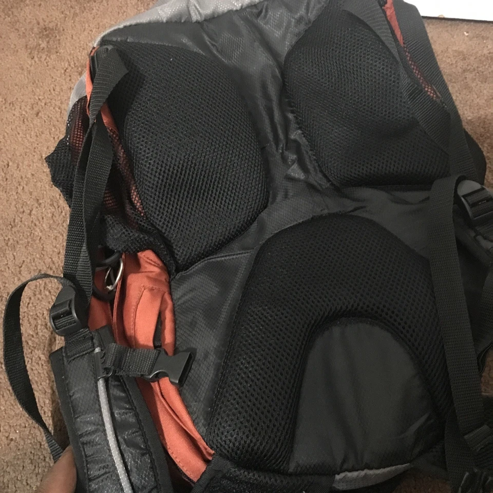 Рюкзак гидратационный Coleman REVEL 34 л с сумкой для воды бег походный рип - Изображение 4 из 4