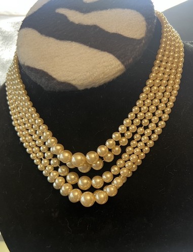 Vintage Multi-Strand Faux Pearl Silver Tone Rhinestone Box Clasp Choker 16” - Picture 3 of 6